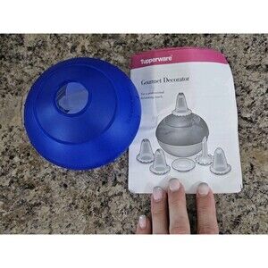Vintage 1999 Tupperware Gourmet Decorator Set Complete EUC